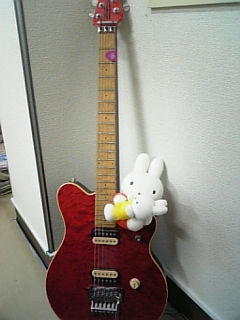 miffy_guitar.jpg